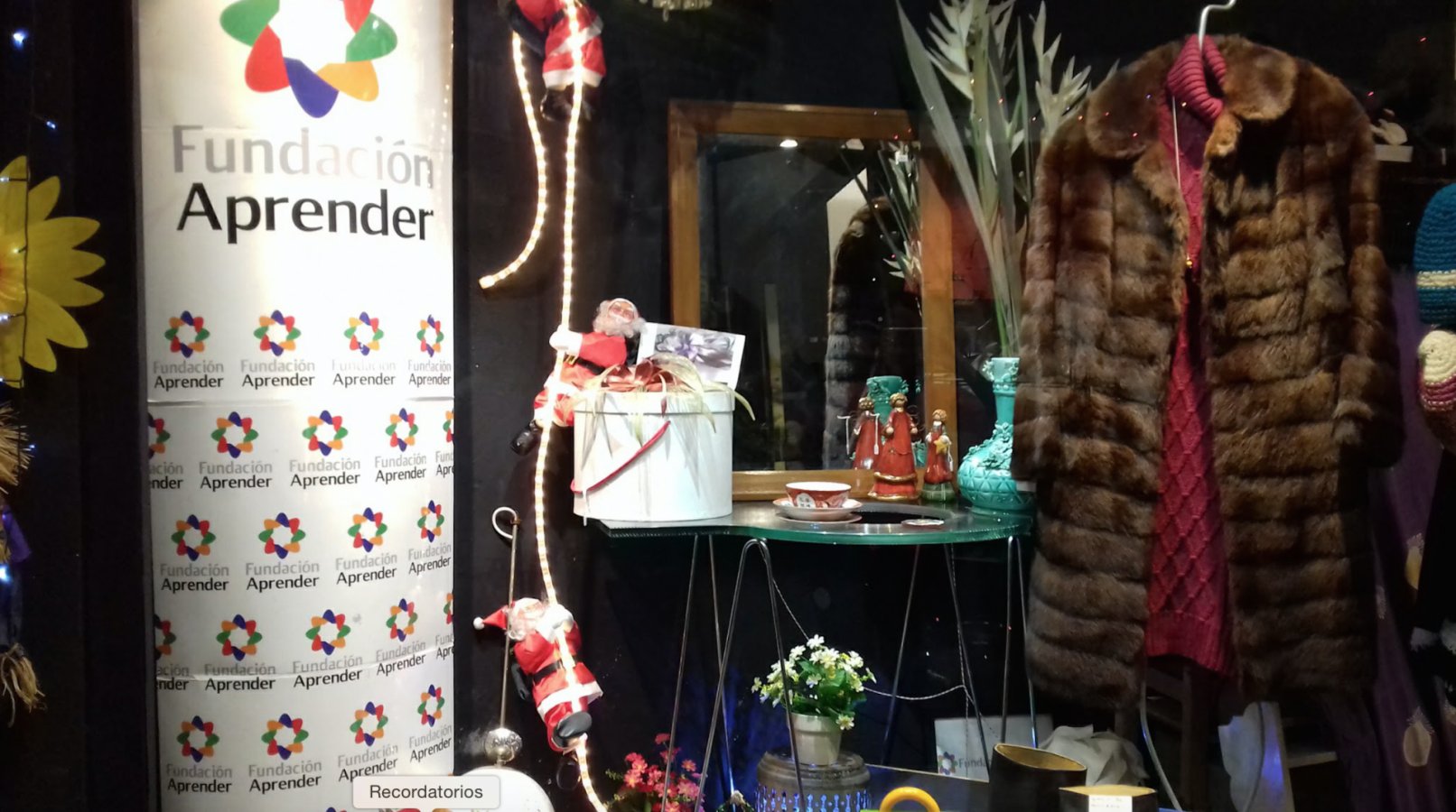 Mercadillo Solidario Fundación Aprender